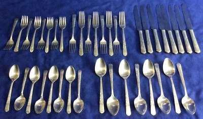 Lote 40 Piezas De Colección Oneida Tudor Plato ROYAL YORK Acero Inoxidable Comunidad Juego de Cubiertos 8 Foto 1 de 4