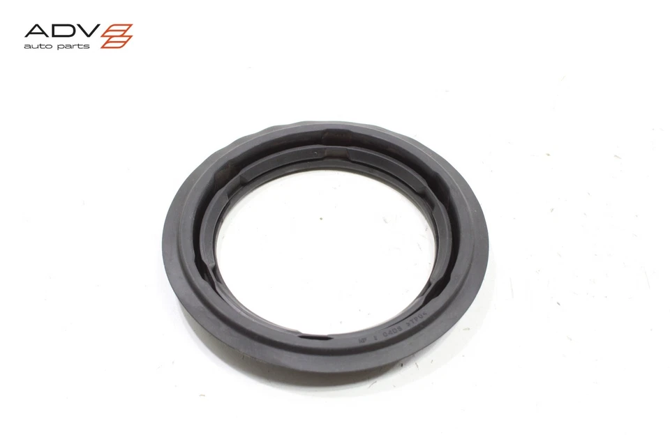 Nissan Rogue Sport 2017-2022 tanque de combustible gasolina tubo de llenado ojal sello de goma OEM Foto 1 de 4