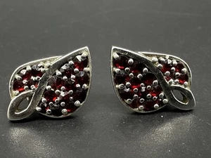 Sterling Silver Bohemian Garnet Flower Stud Earrings Cluster - Picture 1 of 7