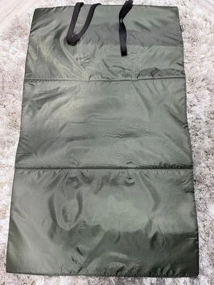 Green fishing mat - Image 1 of 4