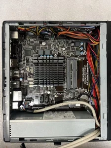 Placa madre GIGABYTE GA-J1800N-D2H integrada Intel Dual-Core Celeron J1800 mITX - Imagen 1 de 7