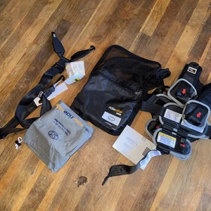 Neu ohne Etikett RideSafer Reiseweste Autositz Größe XSmall schwarz fahrsicherer mit Rucksack - Bild 1 von 6