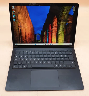 Microsoft Surface Laptop 5 1951 13.5" i7 1265U 2.7ghz  16GB 128GB SSD, SL22 - Image 1 of 4