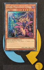 MP24-EN053 Dark Magician Girl Prismatic Secret Rare 1st Edition YuGiOh - Picture 1 of 3
