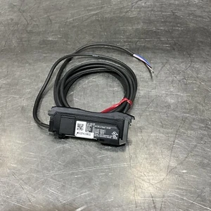 Keyence LV-N11P Laser Sensor LVN11P #G2F410832 NOS - Picture 1 of 2