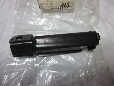 Yamaha RD250 RD400  Right Footrest  NOS  RD250C  RD400D             1A0-27461-00 Foto 1 de 4