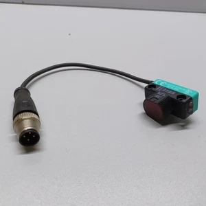 PEPPERL+FUCHS Sensor ML17-8-H-100-RT/115b/136 Background - UNTESTED for PARTS! - Picture 1 of 8