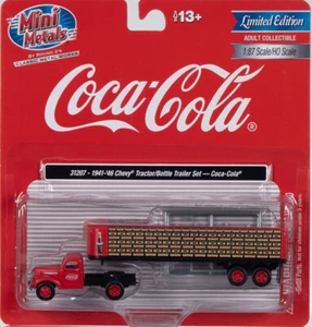 Classic 31207 HO 1941-46 Chevrolet Tractor w/Flatbed Trailer & Coca-Cola Bottles - Picture 1 of 2