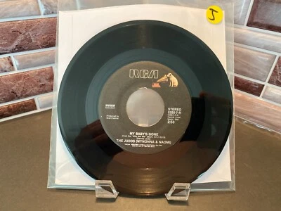 The Judds (Wynonna And Naomi)* – Maybe Your Baby's Got The Blues RCA – 5255-7-R - Image 1 of 2