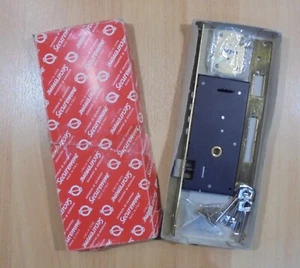 SECUREMME 2022 HIGH SECURITY LOCK TWO TURNS WITH 4 KEYS - Picture 1 of 12