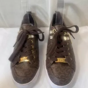 Zapatillas G By Guess Monograma Signature Talla 7 - Imagen 1 de 15