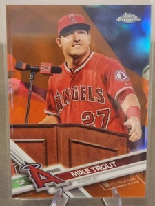 2017 Topps Chrome Orange Refractor #200 Mike Trout SP At Podium Red Jersey 25/25 - Picture 1 of 11