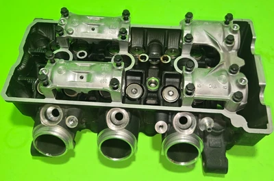 15 2015 Yamaha FZ09 culata 1RC-11101-09-00 Foto 1 de 4