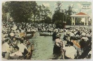 Vintage Postcard - Belle Isle Detroit Michigan | Canal Scene Boating & Crowds - Picture 1 of 2