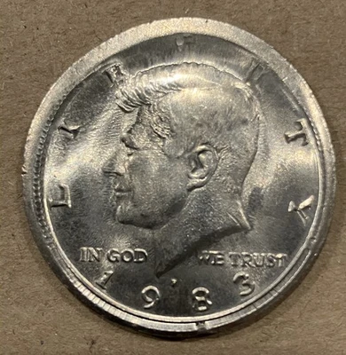 1983 P 50C KENNEDY HALF DOUBLESTRUCK/ PARTIAL COLLAR /BROADSTRUCK  ERROR RARE++ - Image 1 of 4