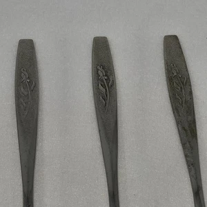 LOT OF 10 VINTAGE MCM ONEIDA LTD USA STAINLESS FLORAL TULIP SPOONS FLATWARE - Picture 1 of 6