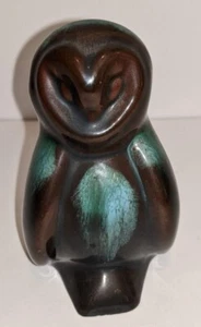 Vintage Blue Mountain Pottery Canada Owl Figurine Green Brow Drip Glaze - Picture 1 of 8