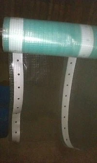 Gitterfolie Gewächshausfolie Preis/m² 1,5m breit mit verstärktem Nagelrand - Bild 1 von 1