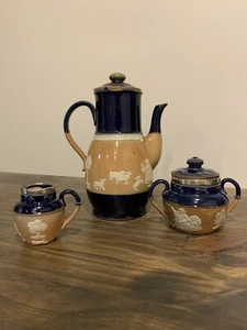 Doulton Lambeth Coffee Pot +Creamer +Sugar Bowls Circa 1902-1922 - Picture 1 of 14