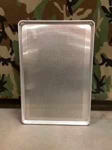 Vollrath 9002P Full Size 18 Gauge Aluminium Brötchenpfanne - Bild 1 von 2