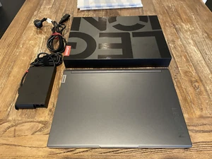 Lenovo Legion Slim 7i - NVIDIA 4060 - Intel i7 - 32GB RAM- 1TB HDD - Like new - Picture 1 of 12