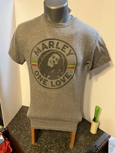 Bob Marley One Love Graphic Adult T-Shirt Gray Small Cotton Poly NWT - Slim Fit - Picture 1 of 13