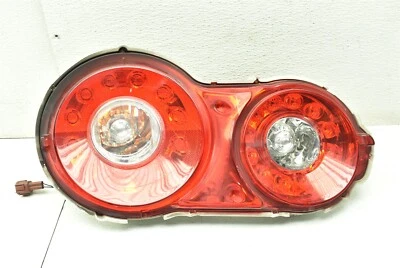 Luz trasera izquierda Nissan GT-R 2009-2015 dañada OEM GTR 09-15 Foto 1 de 4