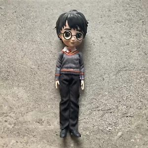 2021 Wizarding World 8" Harry Potter Zauberpuppe Hogwarts Uniform beweglich - Bild 1 von 4