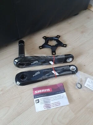 NUOVO set catena bracci pedivella carbonio Sram Force GXP 170mm 3 bulloni * inc 110bcd spider * - Immagine 1 di 4