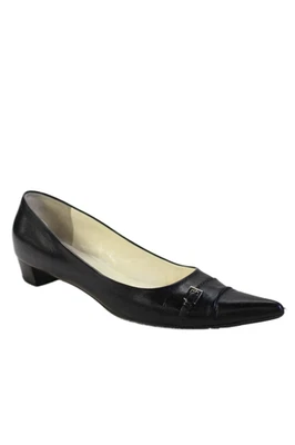 Salto baixo feminino Prada de couro biqueira pontiaguda preto tamanho 10 - Imagem 1 de 4