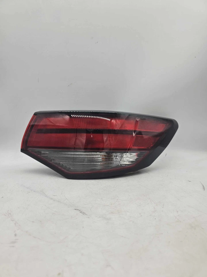 20-25 NISSAN SENTRA PASSENGER SIDE OUTTER TAIL LIGHT 265506LB0A - Image 1 of 2