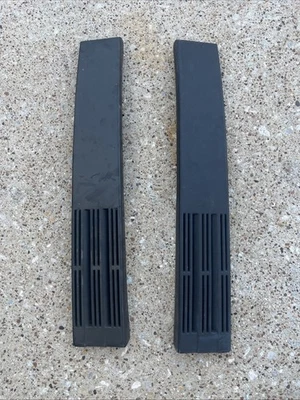 84-88 Toyota Pickup Truck Standard Cab Vent B  Pillar Trim 1984-1988 85 86 87 88 - Image 1 of 4