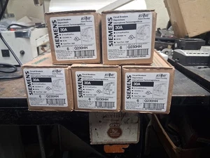 NEU Siemens Q230HH Leitungsschutzschalter 30 Ampere, 120/240V, 2-polig, Typ HQP, 65 kA - Bild 1 von 2