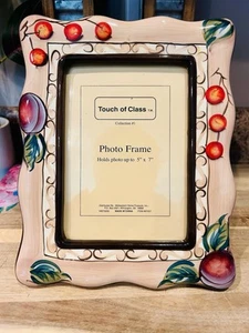 Cornice portafoto frutta ceramica tocco di classe vintage dipinta a mano prugne 5x7" foto - Foto 1 di 6