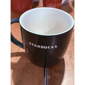 Tazza caffè Starbucks Holiday 2011 verde con foglia di agrifoglio nuova Bone China - Foto 1 di 4