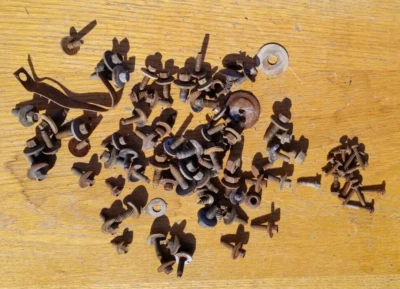 Herrajes Radiador Núcleo Ford Truck F150 F250 F350 1986 86 85 84 83 82 80 1985 Foto 1 de 4