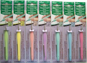Clover Amour Steel Crochet Hook - Size 0 to Size 12 Choose your Size or Take All - Picture 1 of 9