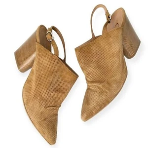 Zapatos de tacón Silko para mujer 9 de gamuza tostada con tira trasera perforada Italia - Imagen 1 de 11