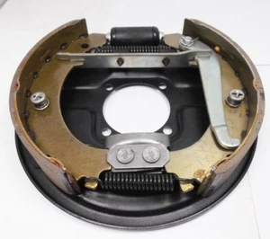 Trommelbremse hinten links LADA NIVA, URBAN, TAIGA / 2121-3502011 - Bild 1 von 1