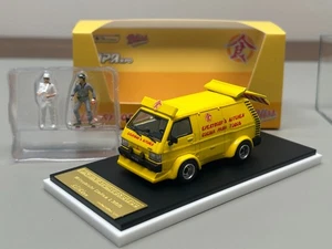 MK Miniatures 1:64 Delica L300 mit Figur gelb APA xpo 2025 Diecast Modellauto - Bild 1 von 8