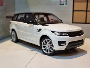 Range Rover Sport White SDV6 V8 5.0 2015 1:24 Scale Diecast Detailed Model BNIB - Picture 1 of 11
