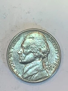 1982 D Jefferson Nickel - Circulated - Actual Coin in Photos  #8276-D - Picture 1 of 2