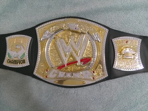 2010 Mattel 38" WWE Wrestling Monday Night Raw Championship Belt *VG/EX* - Bild 1 von 12