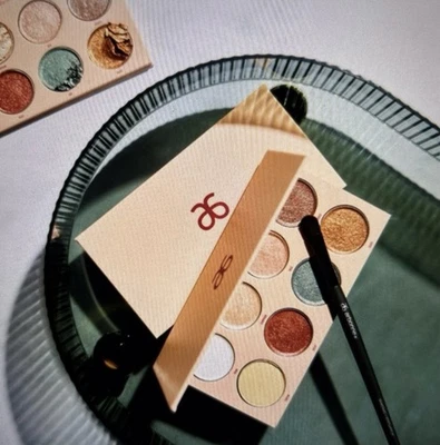 Arbonne Radiance Palette Eyeshadow  - Image 1 of 4