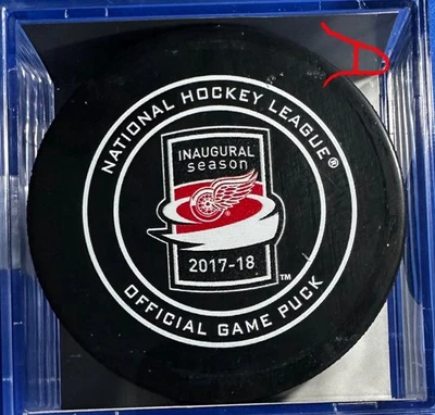2017-18 (ERROR) NHL Detroit Red Wing Official Game Puck (2018-front & 2017 Back) - Image 1 of 2