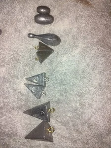 . Lot of Pyramid Sinkers Lead Fishing Weights Surf Fishing Tackle - Picture 1 of 1