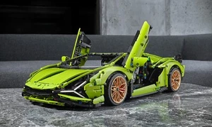 Green Technic Lamborgini with RC on Sale, Limited time only! 8 days left! - Picture 1 of 4