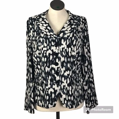 Fashion Bug 5 Buttons Blazer Woman’s Sz 20W Color Black/White Long Sleeve V-Neck - Image 1 of 4