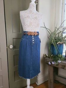 Falda midi Anthropologie Pilcro azul denim cintura alta plisada para mujer 2 - Imagen 1 de 17