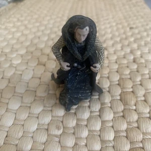 9 Lord Of The Rings Mini Figures One injured :-) Oddments - Picture 1 of 9